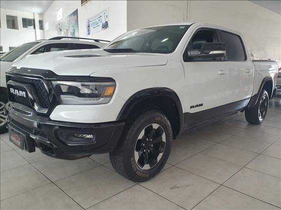 RAM 1500 5.7 V8 GASOLINA REBEL CD 4X4 AUTOMÁTICO